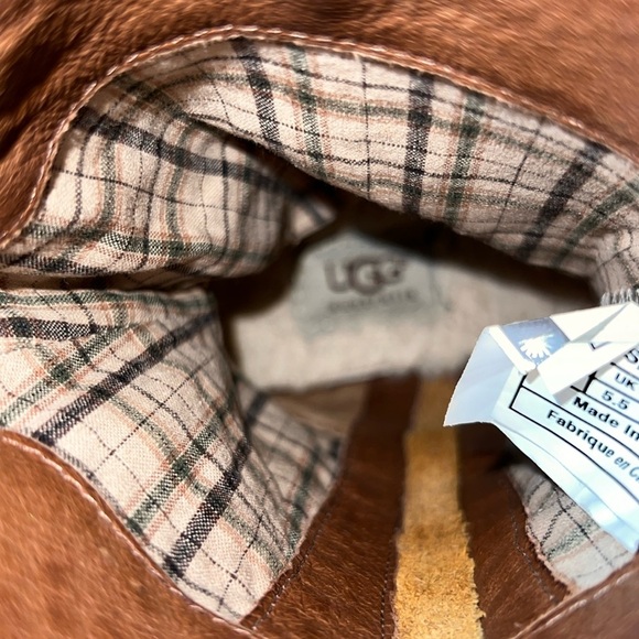 UGG Lula Mae Leather Boots - Picture 6 of 7